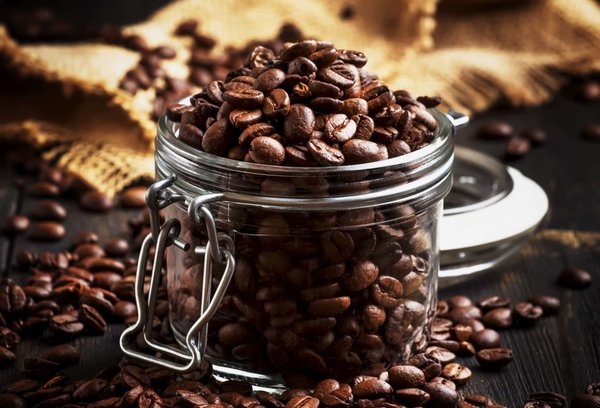 Les meilleurs cafés en grains pour votre machine Delonghi